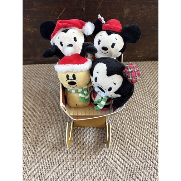 Hallmark Itty Bittys Mickey & Friends Holiday Collector Set - Picture 1 of 8